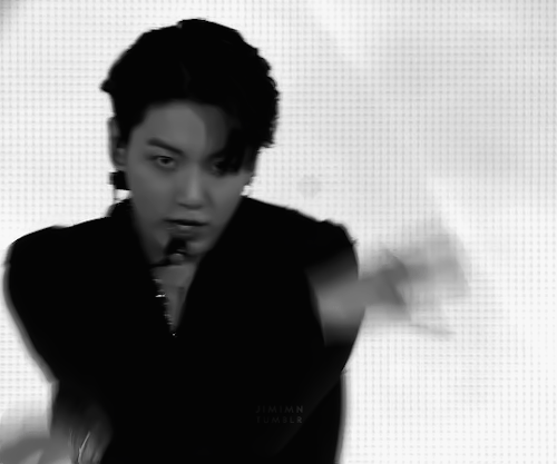 Black Swan 220312