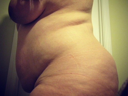 bbwsarethebest69: More hot videos: bit.ly/1m49hDO Love the bellys