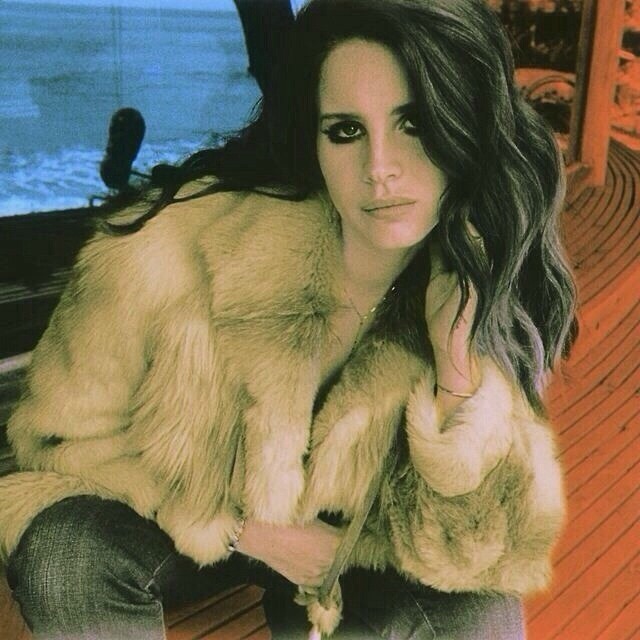 lanasdaily:  Complex Magazine Outtake by Neil Krug 