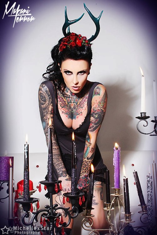 Women with tatoos