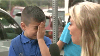 ipodmini:  when ur favs era is coming to an end and u know u have to wait a few years for the next one   I love this little boy. I want to hug him for hours