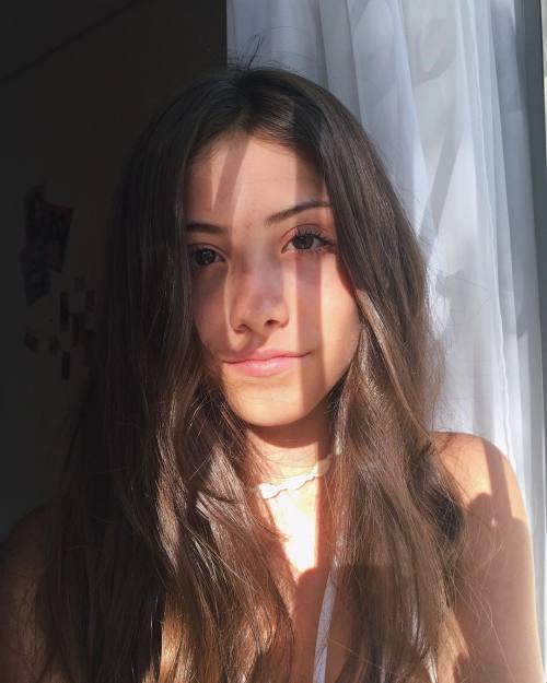 http://streetgrl.tumblr.com/post/156992679382