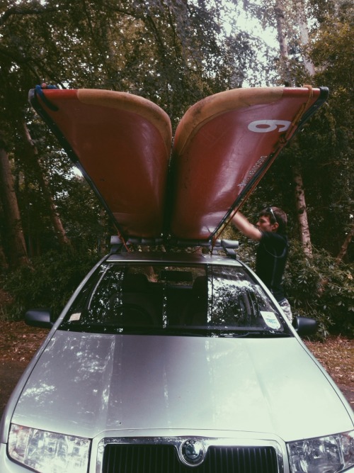 themountainiscallingblog:  River trip 