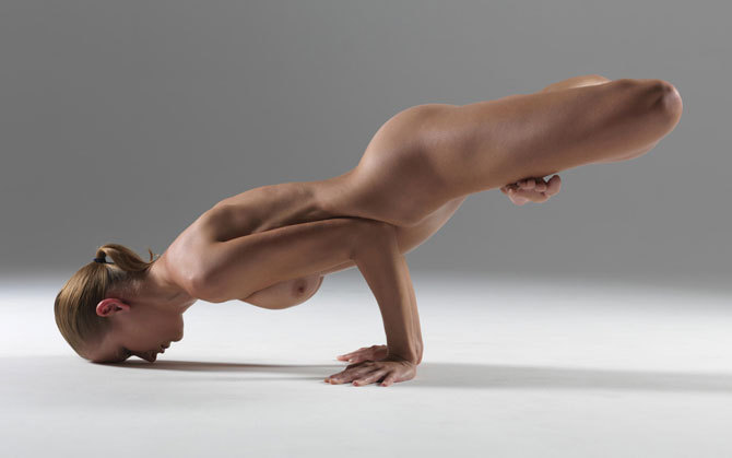 tumnerd:  Naked Yoga,Â Petter HegreÂ   Naked Yoga