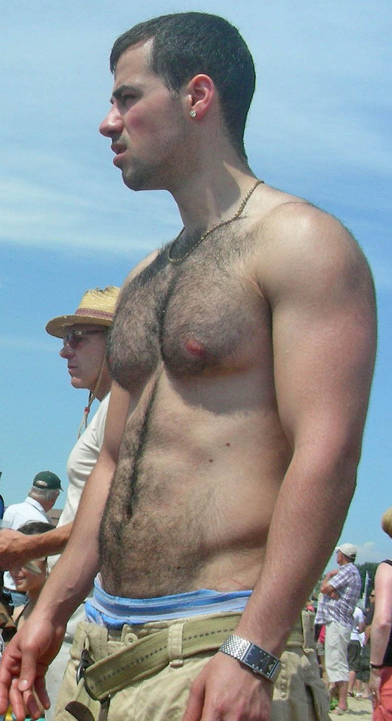 what&hellip;&hellip; nice and hairy.. 
