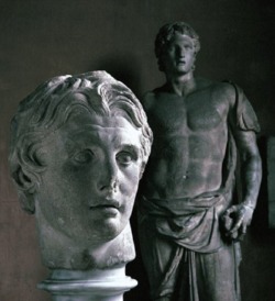 theworldofalexanderthegreat: Statue and bust of Alexander the Great in the Istanbul archaeological museum. The extraordinary bust was found by archaeologists working at Pergamum.