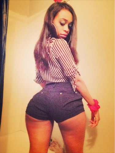 blackpornation:#BLACKGIRLNATION: Her name is Ebony Banks 