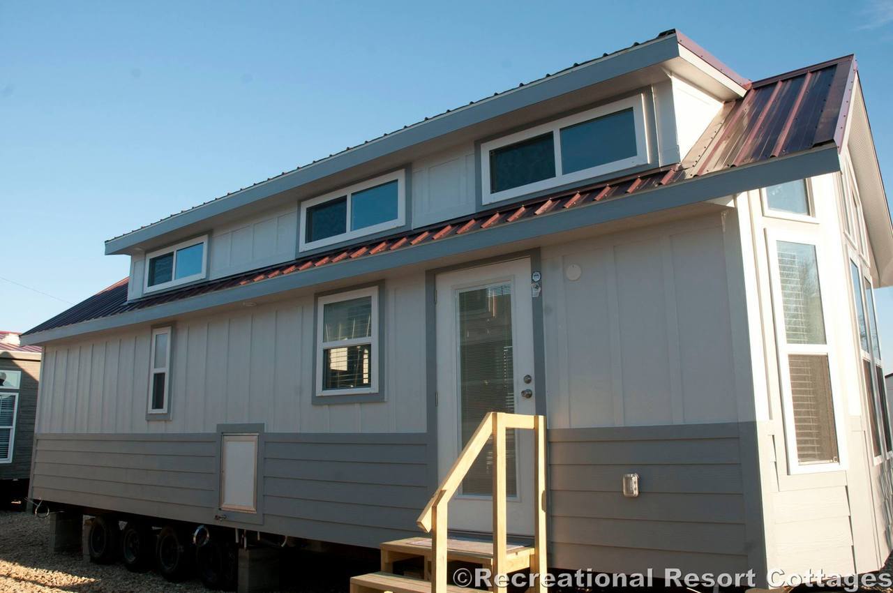 tinyhousecollectiv:  Stillwater Park Model Home - available for sale!