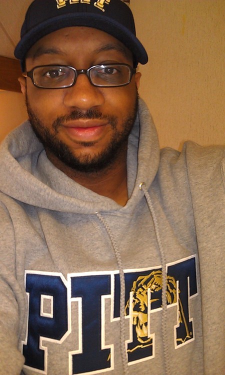 queennubian:  twelveinchesbehind:  Name: Paul Ross Lives in Akron, Ohio Occupation: Photographer I wish i’d known QueenNubian was going out on a date with this person. He is a fucking creeper. And probably a stalker. He seems nice at first then will