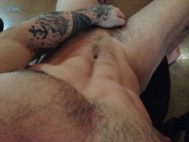 texasfratboy:  damn, this man is sexy!!!