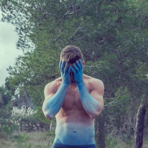 oliverborz:  “The Blue Boy” by Javier Cortina