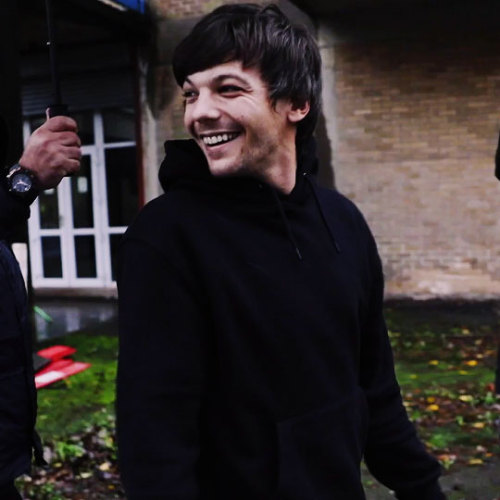 knightchanges: Louis Tomlinson - Don’t Let It Break Your Heart (Behind The Scenes)