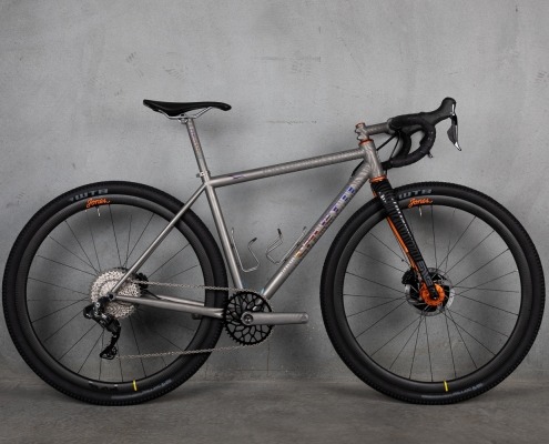 aces5050:(via GRAVEL Bikes | Caletti Cycles)