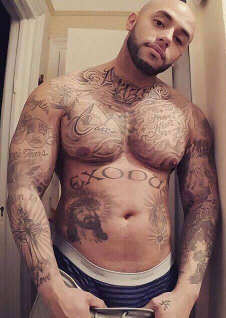 sidlow: ilovemen2000: Hot Shirtless Men Handsome guys