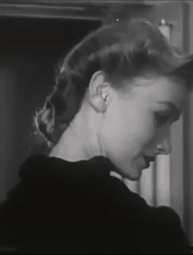 oldhollywood-mylove:    Veronica Lake 1940’s Hairstyle  