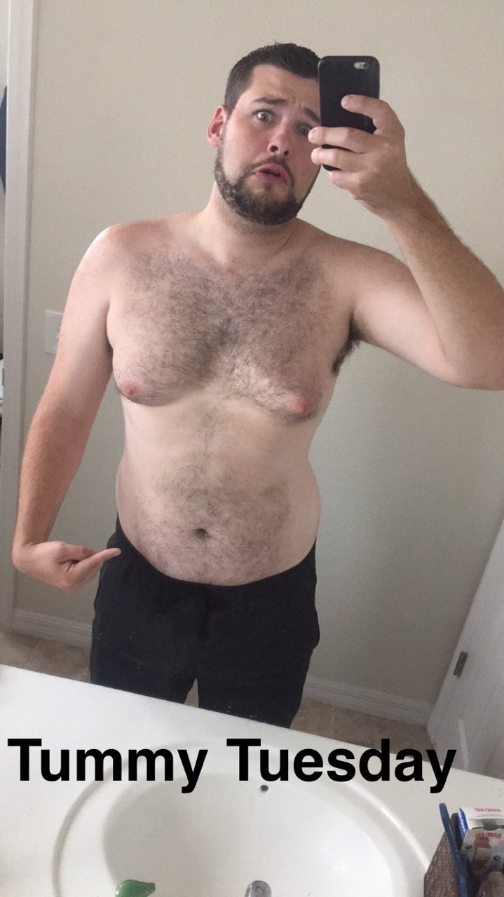 chrisazech:  Tummy Tuesday: 6-30-15  How many Likes and Reblogs can I get for this