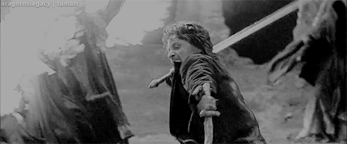 LOTR: The Fellowship of the Ring (2001) - Aragorn vs the Ringwraths 