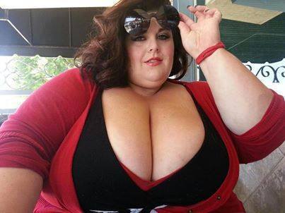helloboobyboobs:  Photo http://ift.tt/1rYiAaC