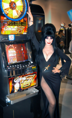 elviratheshow:  Elvira  