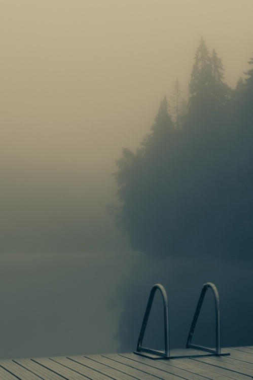 r2–d2:  beach by (Jussi Viljamaa) 