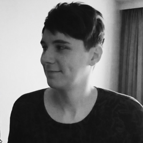 skeletonnpunk: (◠‿◠✿)