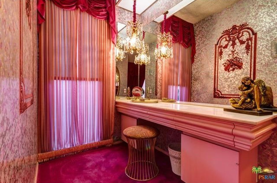 lilitharcane:  vickylearnstohustle:  unprecedented-terror:  househunting:  $835,000/3