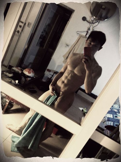 taiwanese-boys:  亞洲大學 # 劉孝宸 # Taiwan # 