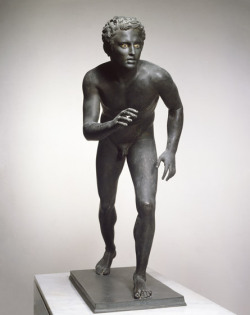 centuriespast:  Boy Runner. 100 BC - AD 79;
