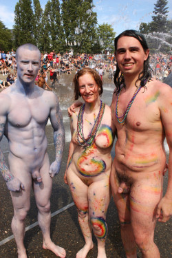 nakedcascadia:  Naked in Seattle…