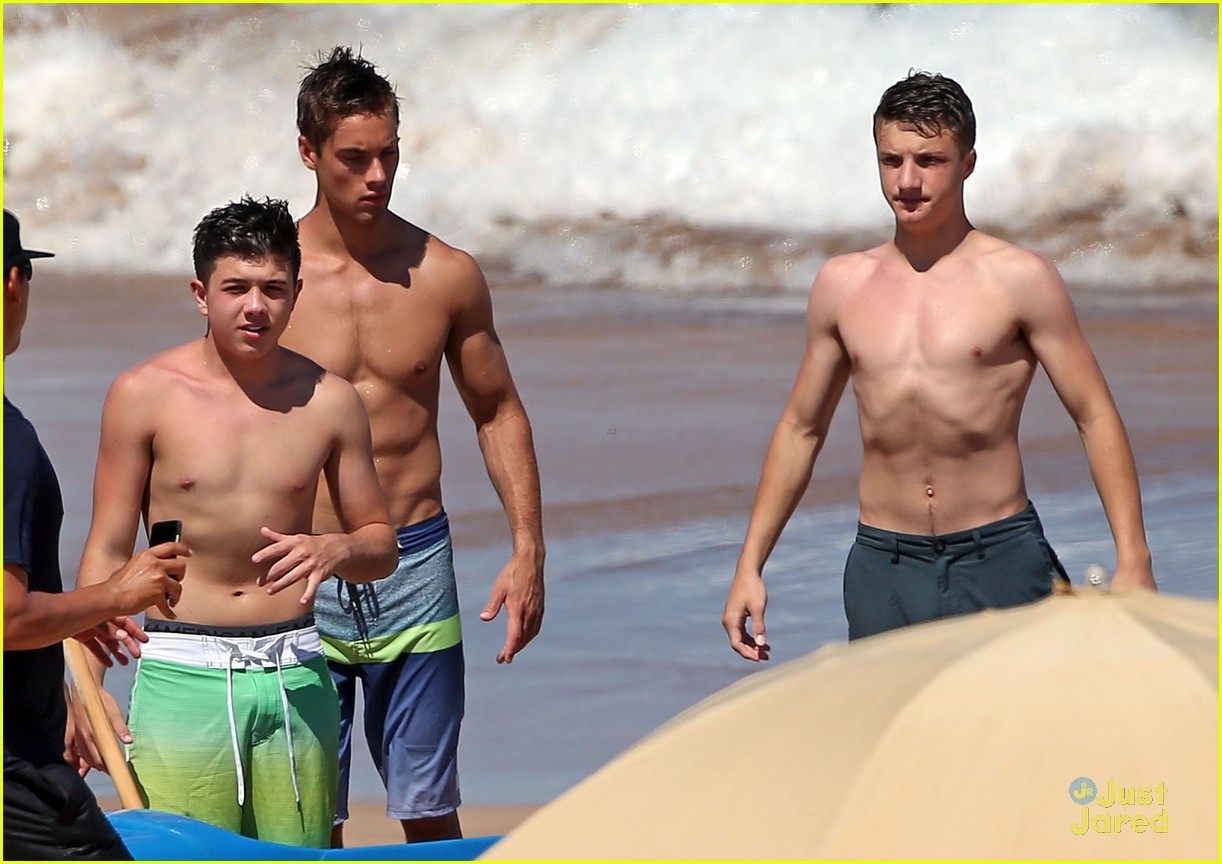 goolocrew:  Cowabunga!! Time for more of Jacob Short w/ Bradley Steven Perry &amp;