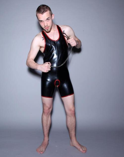 puprusty:  pupsleeves:  Hot Rubber Pup  I love my pic :D i am this - more under ->  https://www.facebook.com/pup.rusty