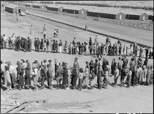 gloriamundii:Dorothea Lange’s Censored Photographs of FDR’s Japanese Concentration CampsDorothea Lan