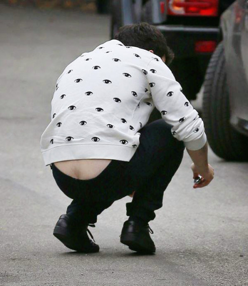 Sex itsalekzmx:    Joe Jonas` butt crack     pictures