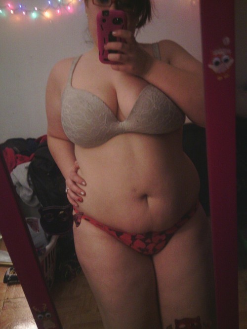 pinkbbw:  lizperry19 Wow absolutely stunning wicked submission   love the pink panties  thanks liz