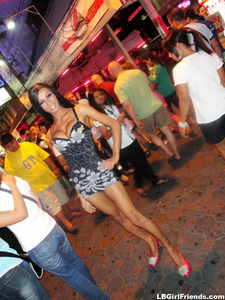 cooltrannylove:   //  