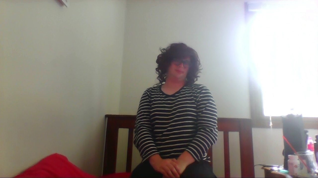 kylodious:  Not sure if i really pull this wig off (she/her) 