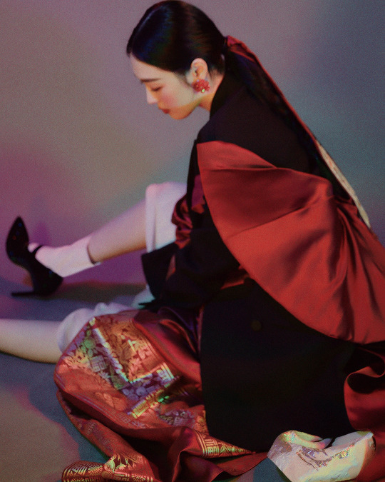 sefuns: Sulli ♡ ‘W Korea’ Magazine 2018 October Issue “A New Chapter”