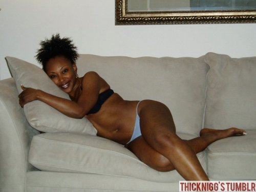 XXX thicknigg:  Cute Black Milf photo