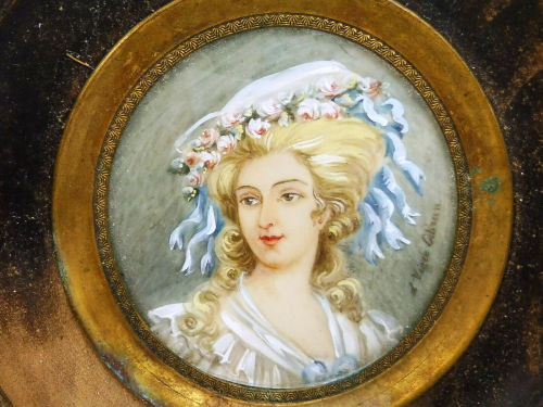 A vintage miniature of the princesse de Lamballe, after an 18th century portrait. [source: belmontt_