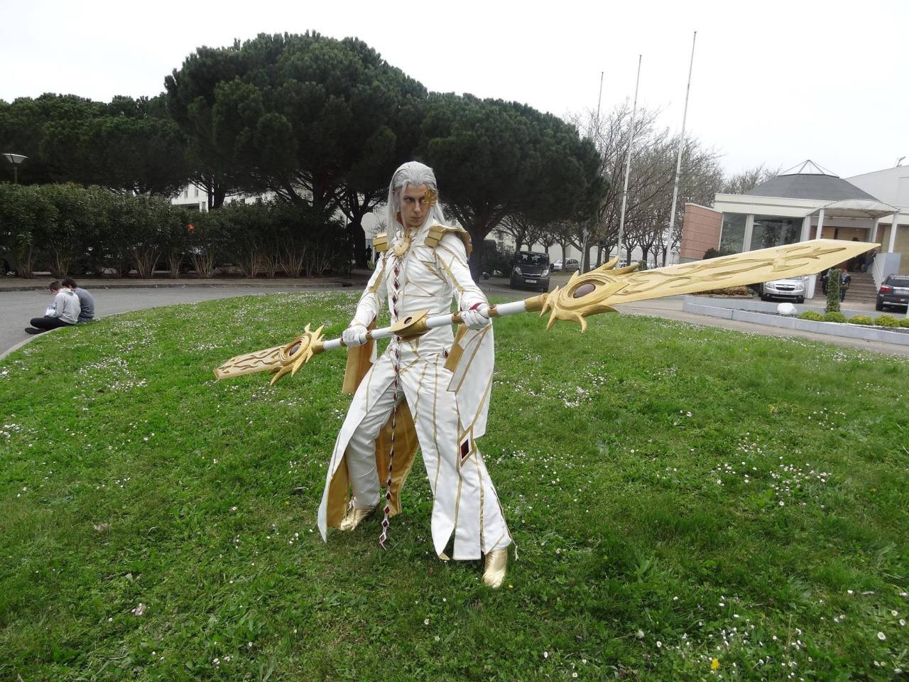cosplaysleepeatplay:  Mashed / Unmasked Balder from Bayonetta 2. Look the weapon