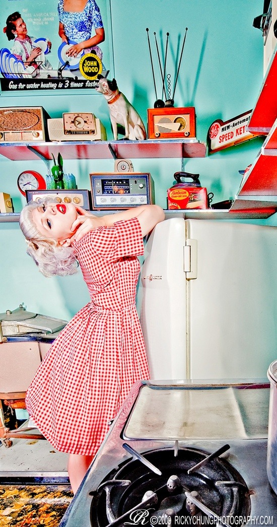 alternative-pinup:  Alternative Pinup 
