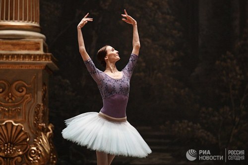 tanaquilleclercq: Svetlana Zakharova rehearses “Sleeping Beauty”.Bolshoi Theatre, J