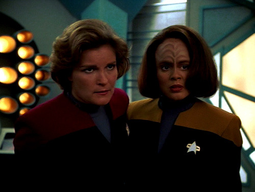 belannas-inactive:I’m not about to let them scramble B’elanna’s brain without a fight.