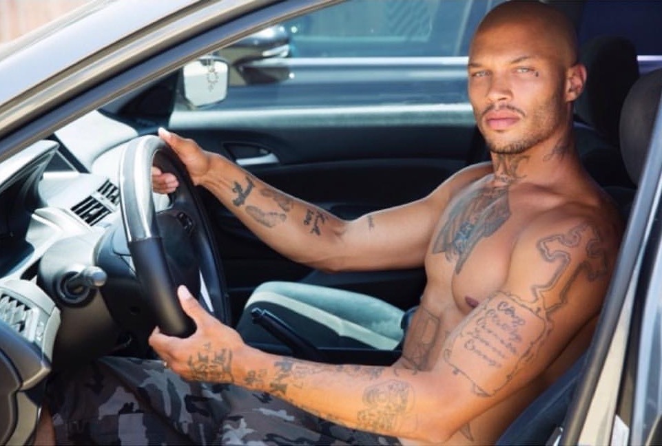 dickaddickted:  Click HERE for more of Jeremy Meeks 🚫🔞 DICKADDICKTED 🔞