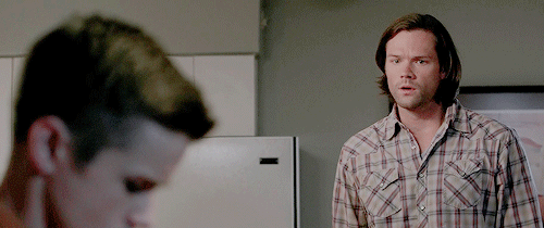 jihansollie: “Really, Sam? Now? I’ve got no grass on the infield and a girl’s gonna die. Sorry if I’m not in a chatty mood.”