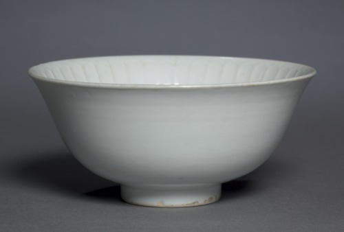 Bowl with Flower Petals, 1300s, Cleveland Museum of Art: Chinese ArtYuan dynasty Shufu ware was a fu
