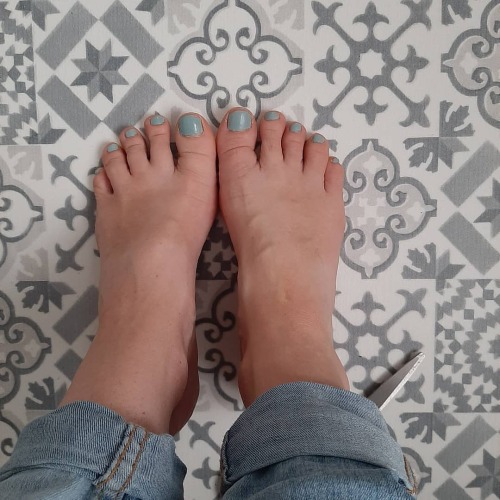 #feet #foot #toes #fußmodel #barefeet #cutefeet #prettyfeet #prettytoes #prettysoles #füße #soles #c