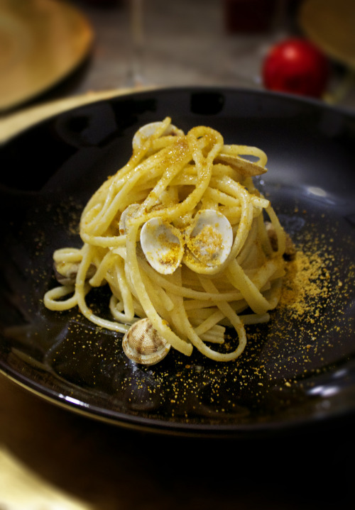 Linguine Arselle e Bottarga da gianluca segretoTramite Flickr:Linguine con le arselle (vongole) con 