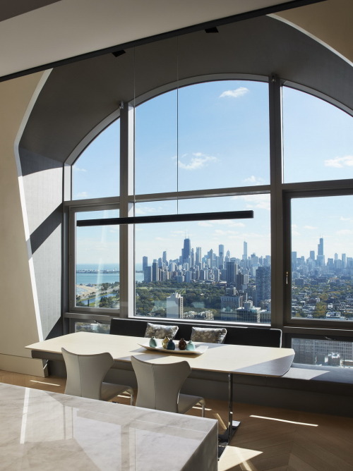 exhome:Lakeview Penthouse in Chicagohttps://www.arscasa.com/2021/01/lakeview-penthouse.html