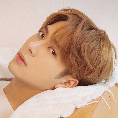 wangicons: like or reblog.he is so pretty i want to cry